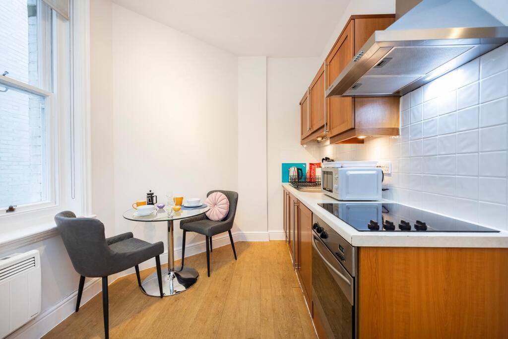 Stylish Studio In Leicester Square Londres Exterior foto