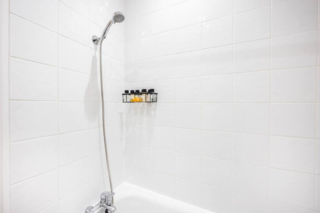 Stylish Studio In Leicester Square Londres Exterior foto
